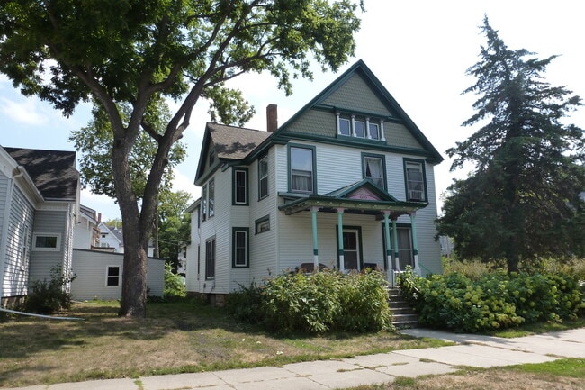 Photo - 609 S Broad St Unit 1