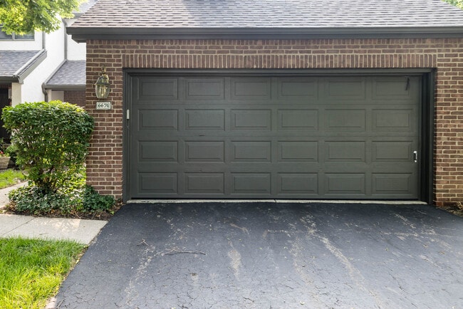 Photo - 6674 Willow Grove Ln