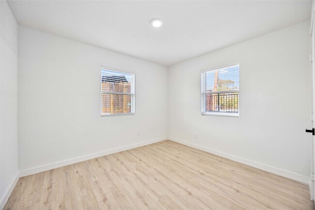 Photo - 6811 Del Rio St Unit 26