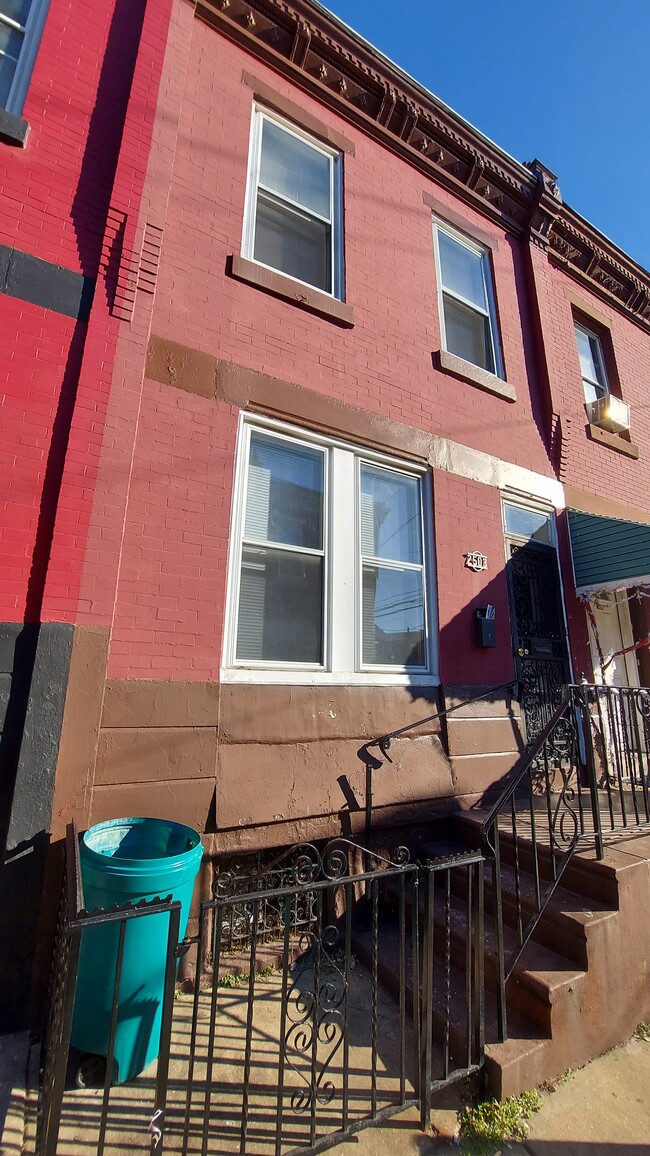 Building Photo - 2503 N Garnet St