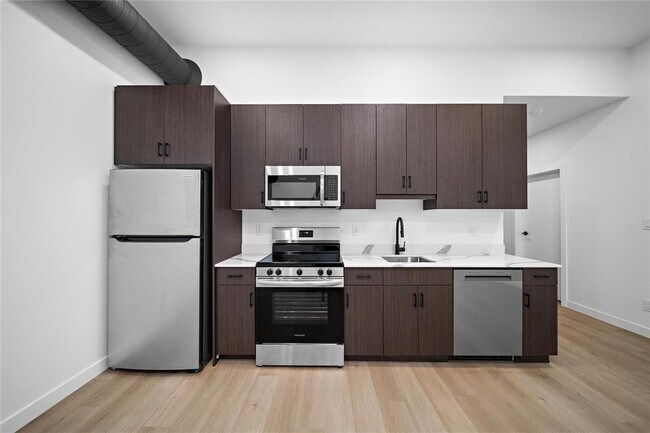 Photo - 287 Hamilton St