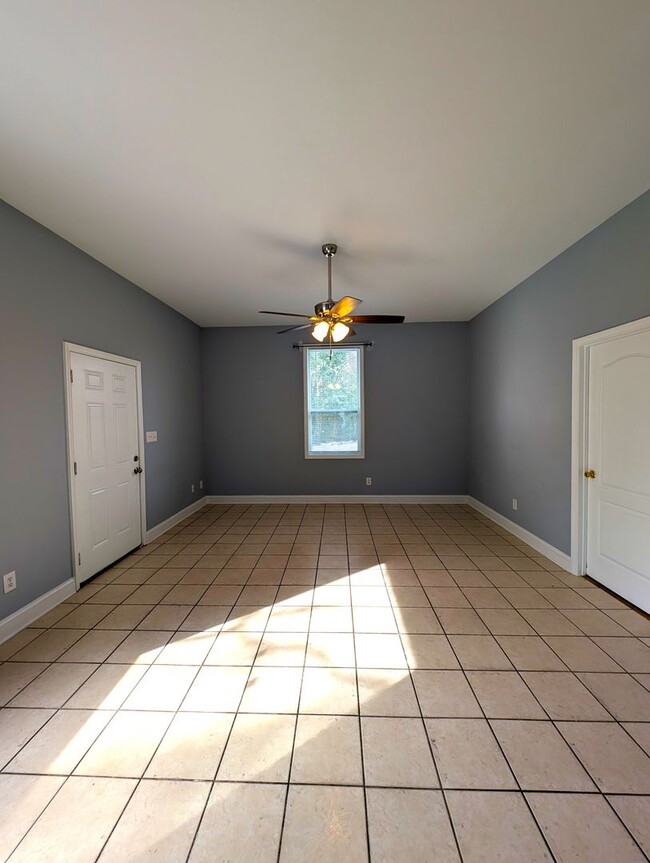 Photo - Downtown Cornelius! Minutes from Lake Norman! NEW HVAC!  2 Bedroom, DUPLEX!