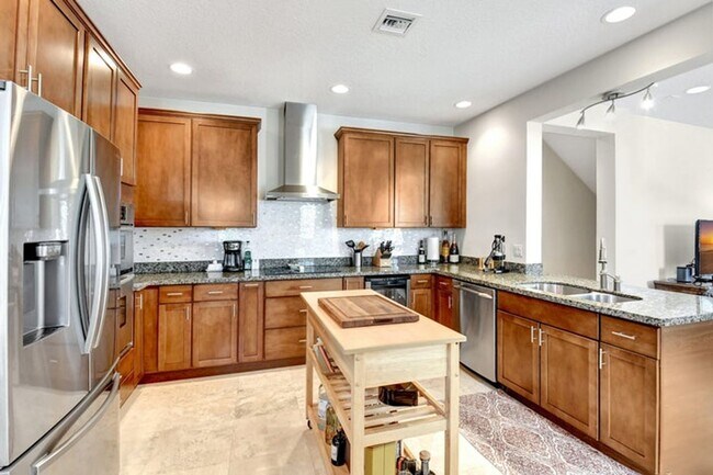 Photo - 122 SW 1st Ave