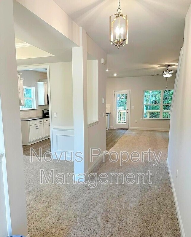 Photo - 200 Laney Dr