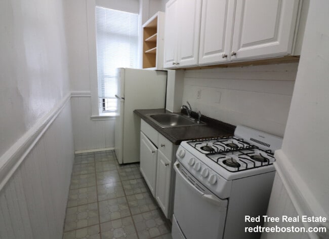 Photo - 407 Huntington Ave Unit 2