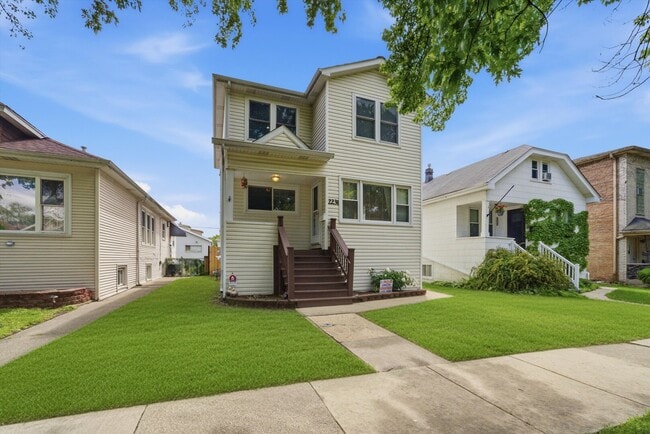 Photo - 2231 N 75th Ave