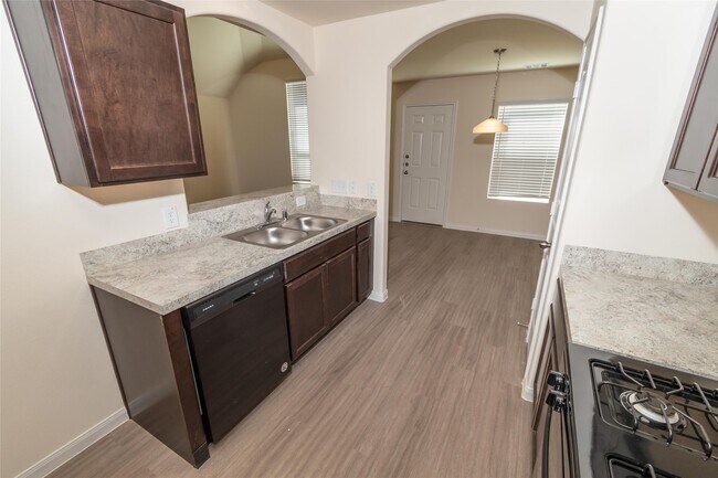 Photo - 4231 Silver Ranch Rd