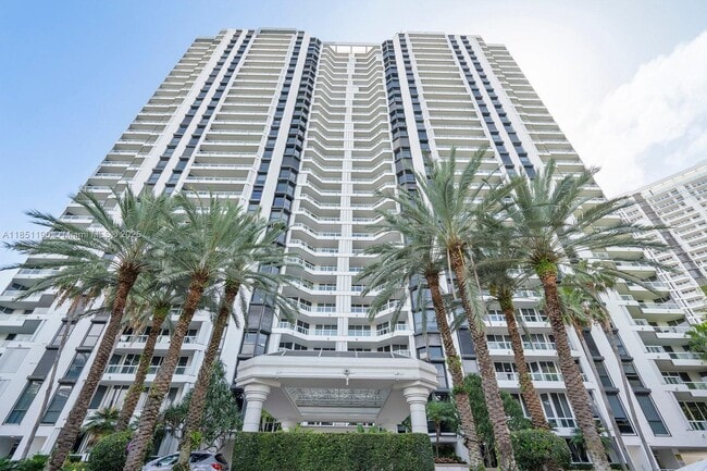 Building Photo - 21205 NE 37th Ave Unit 2204 Rental