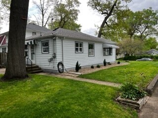 Photo - 926 W Grove St