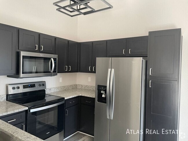 Building Photo - 4747 S Balsam Way Rental
