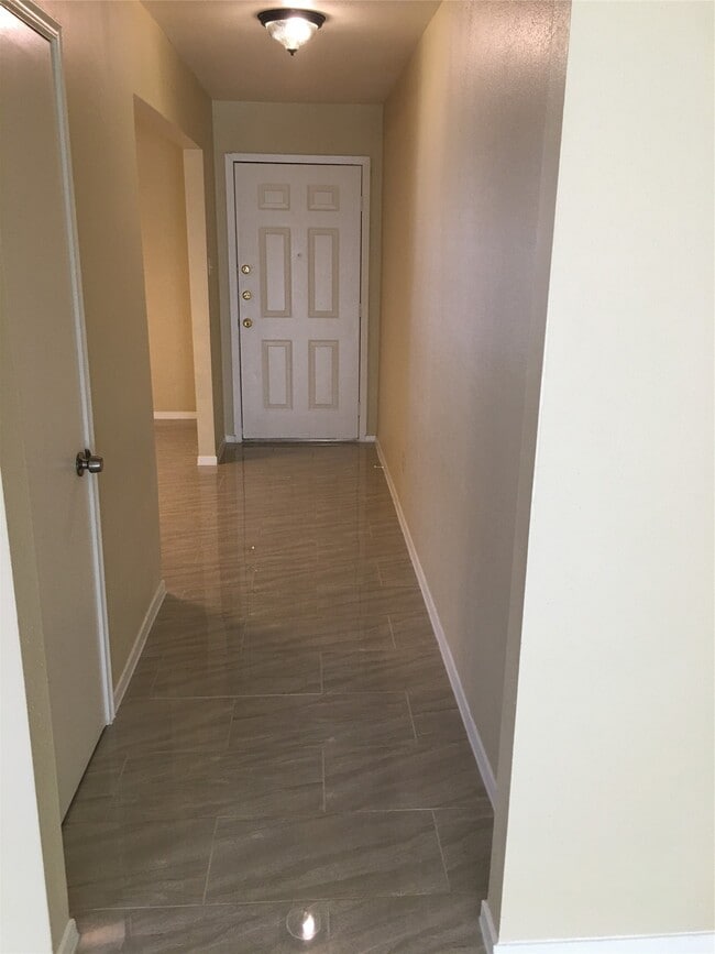 Photo - 4331 Smooth Oak Ln