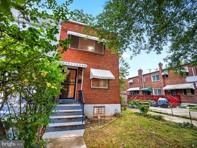 4346 Martin Luther King Jr Ave SW