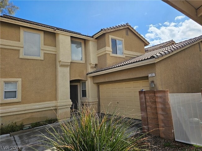 Photo - 140 Samantha Rose St