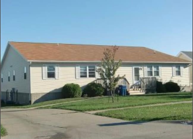 3015 Armonía Ln. - 3015 Harmony Ln Unidad Apt 104