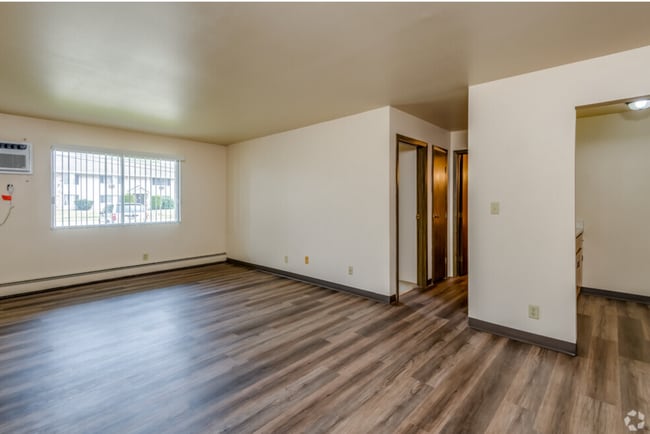 Photo - Brookside Apartments