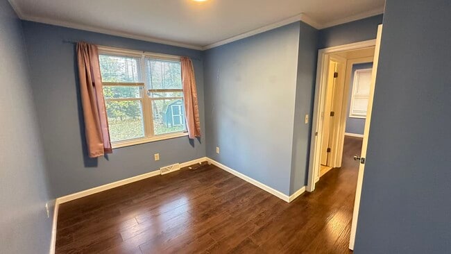 Photo - 324 Fuller Rd