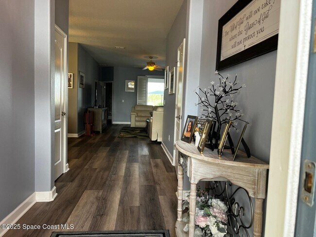 Photo - 6148 Van Ness Dr