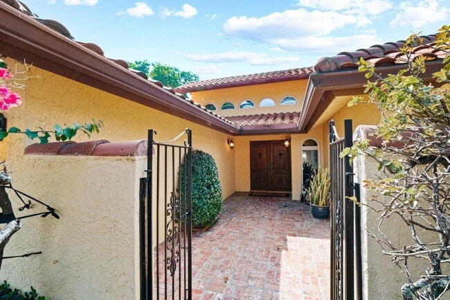 Photo - 2598 NW 27th St