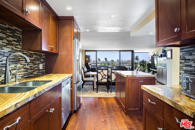 Photo - 4316 Marina City Dr Unidad 229