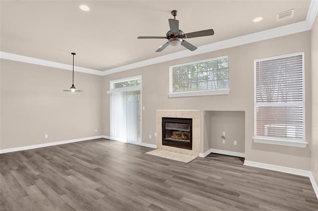 Photo - 4092 Oberlin Way