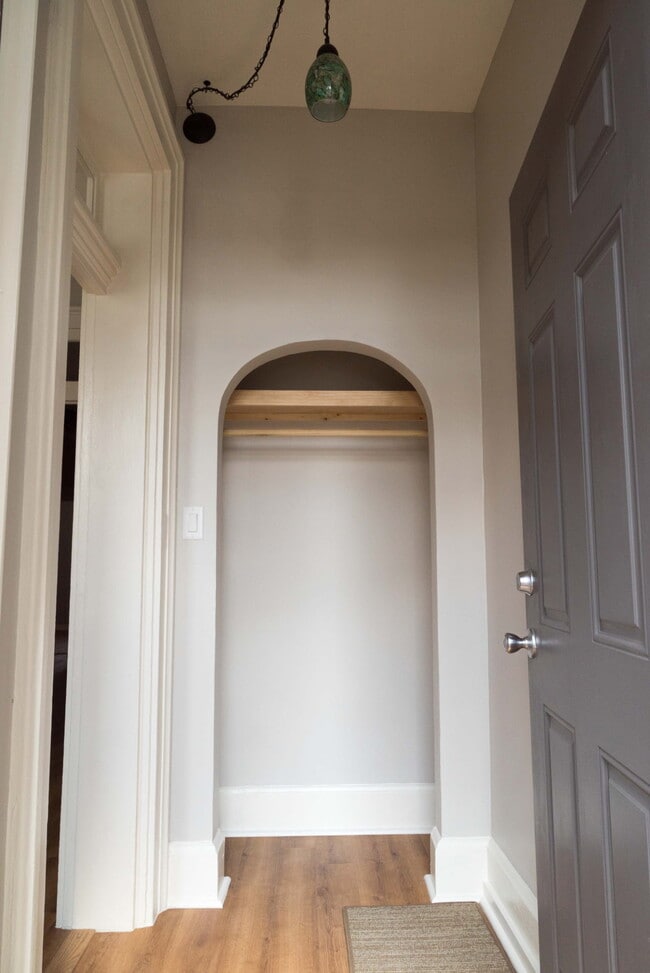 Photo - 1502 Chase Ave
