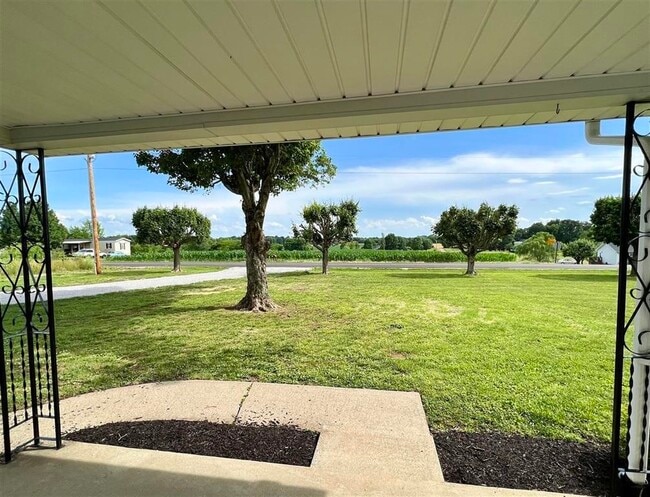 Photo - 1512 Richpond Rockfield Rd