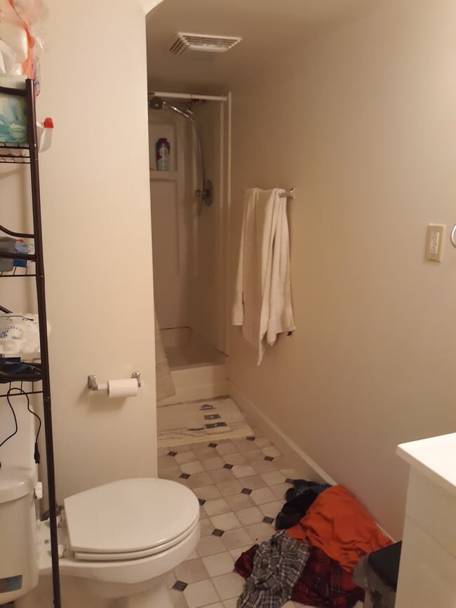 Photo - 250 Ridge Ave