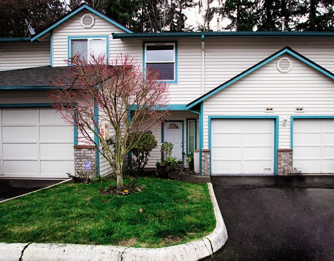 Photo - 5107 176th St SW #B