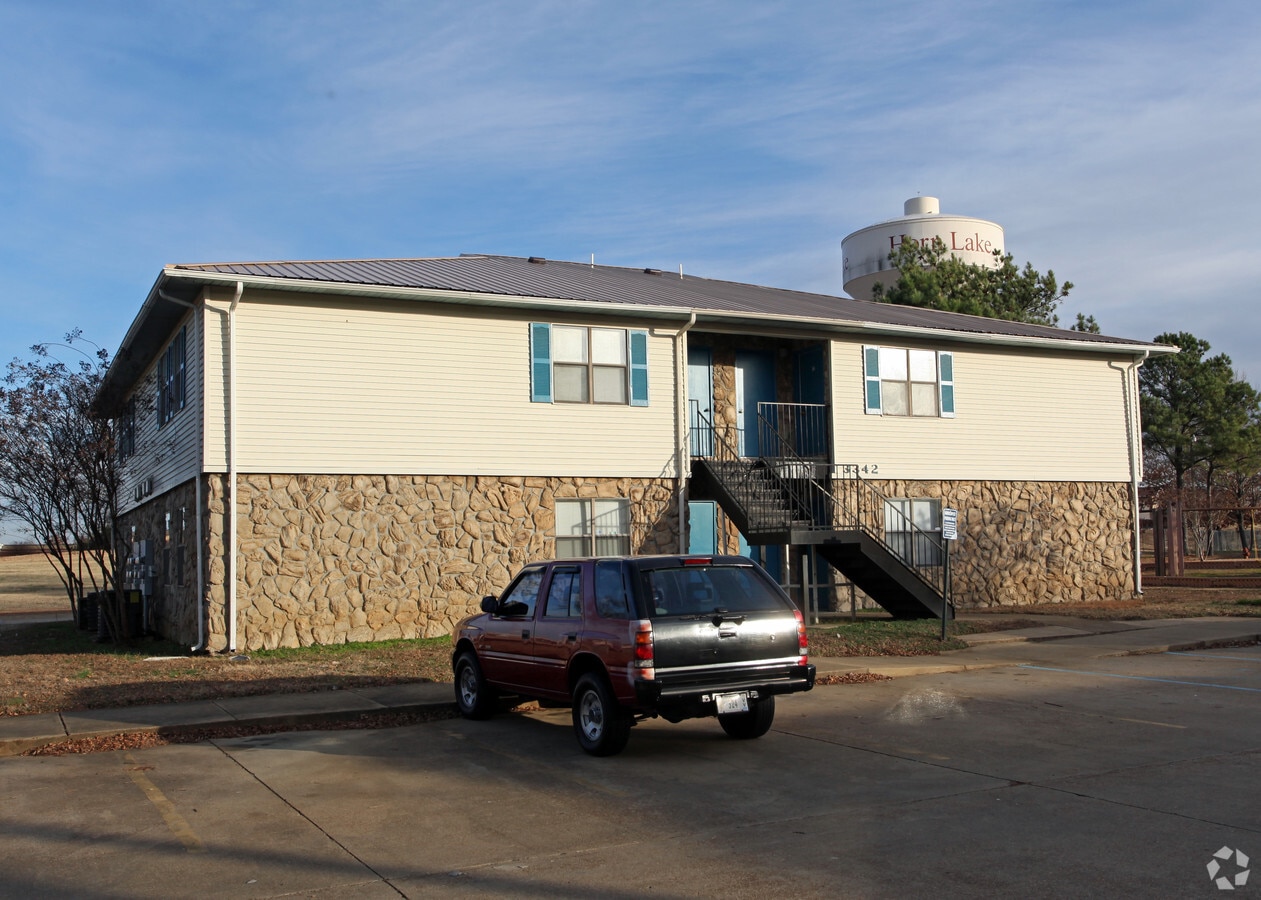 Photo - Countryside Apartments