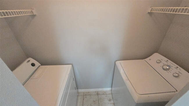 Photo - 11205 W Atlantic Blvd Unidad 305