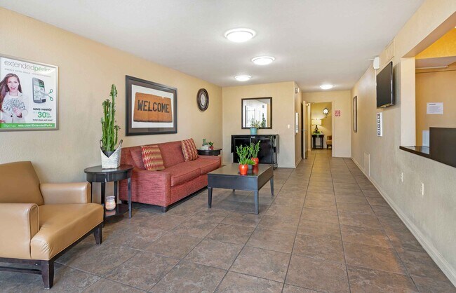 Photo - Furnished Studio-Fort Wayne - North