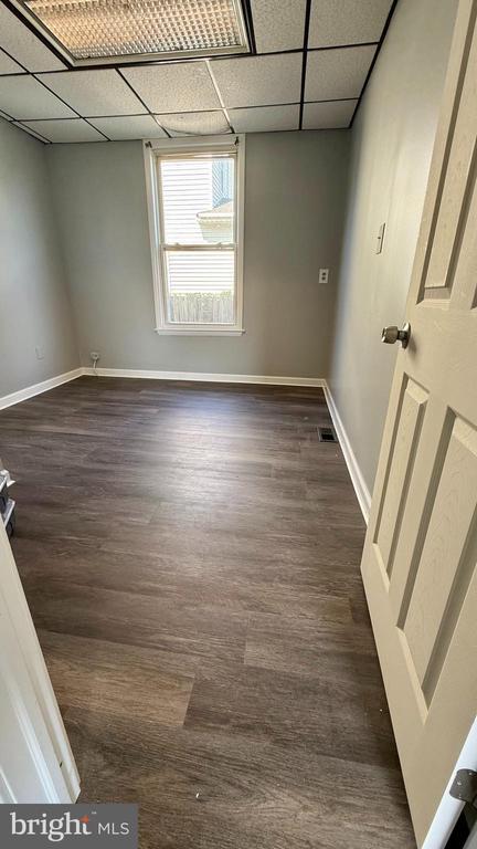 Photo - 5910 Hamilton Ave