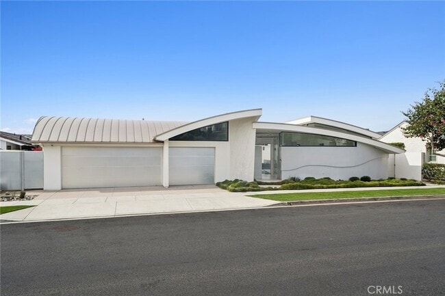 Photo - 4607 Perham Rd