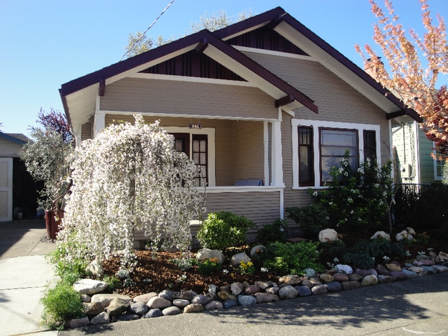 Photo - 346 Carrillo St