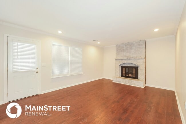 Photo - 1800 E Sheridan Bridge Ln