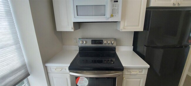 Photo - 9017 Rue Cambon St Unit 98