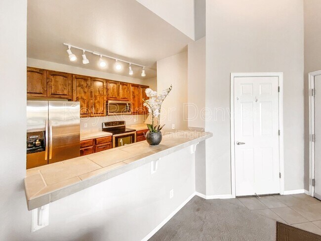 Photo - 9481 Mansfield Ave Unidad 305