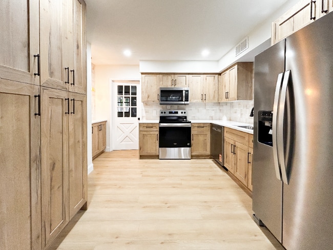 Photo - 417 66th Ave S