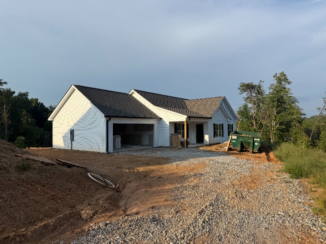 Building Photo - 1310 Castleberry Bridge Rd Rental