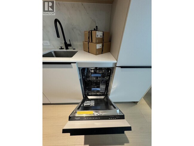 Photo - 125 Albert St Unité 510