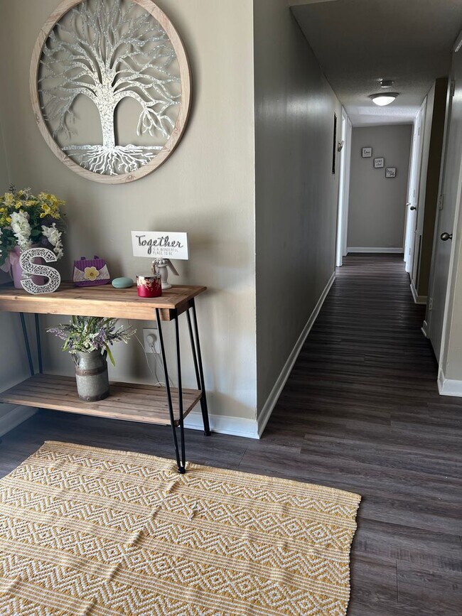 Photo - Oaks at Edgemont