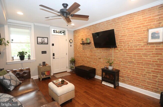 Photo - 3512 Hickory Ave