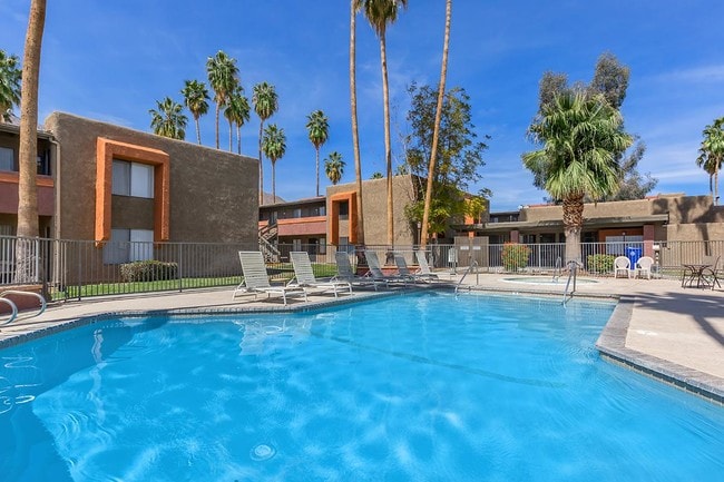 La Ventana Apartments
