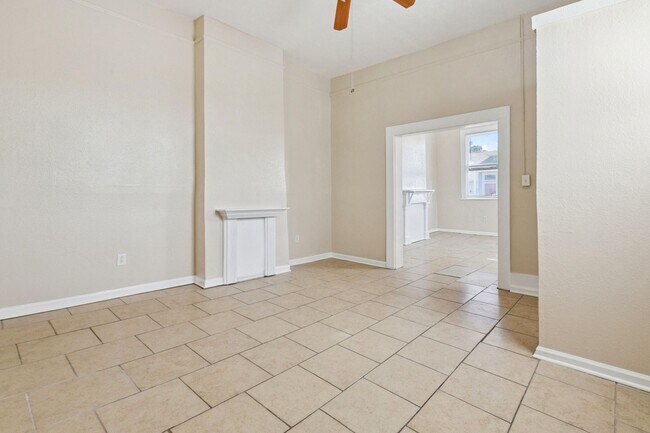 Photo - 2400 Dumaine St Unit 2400 Dumaine