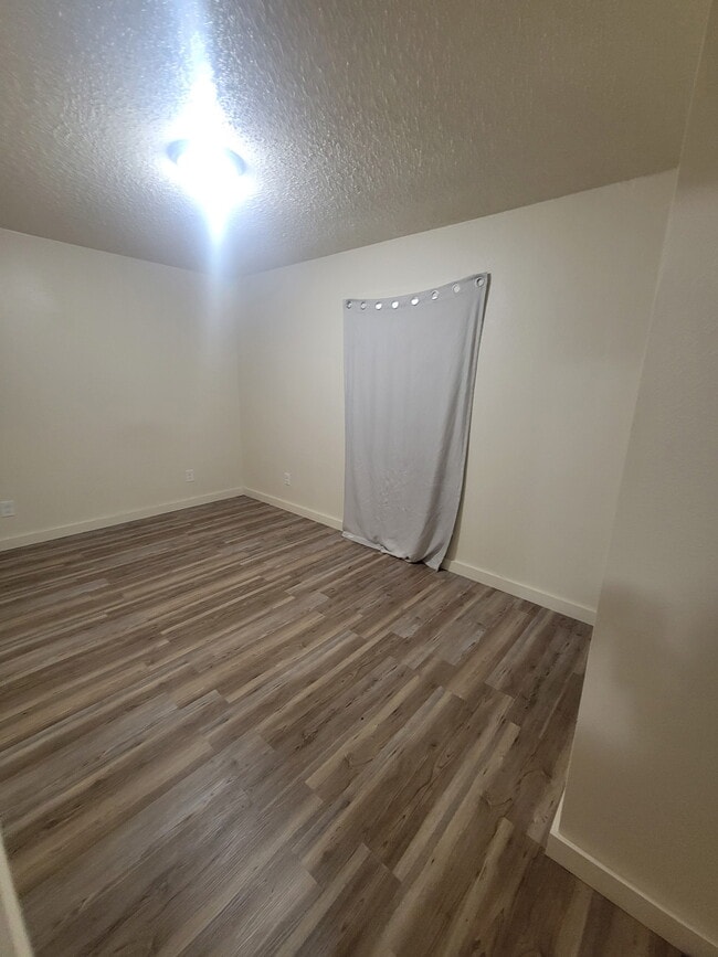 Photo - 207 Hickory Ave