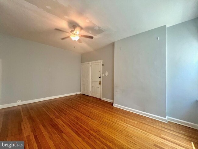 Photo - 1509 N Franklin St Unit 2