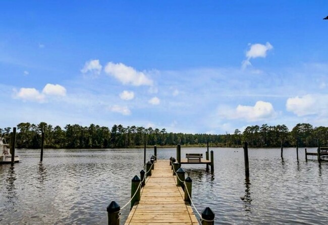 Serene Waterfront Fully Furnished 3BR/2BA ... - Serene Waterfront Fully Furnished 3BR/2BA ... Casa