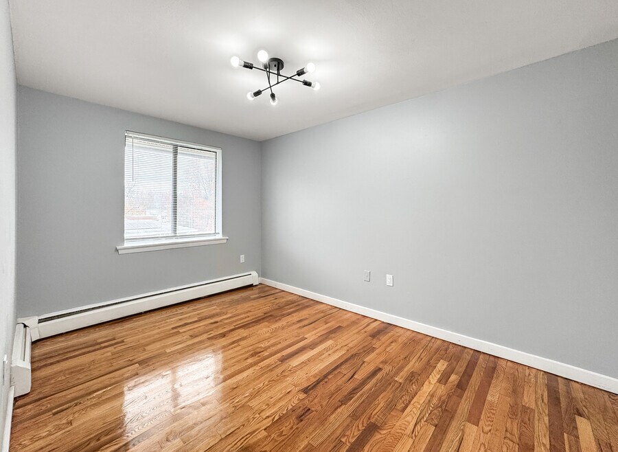 20 Henderson Dr Unit A
