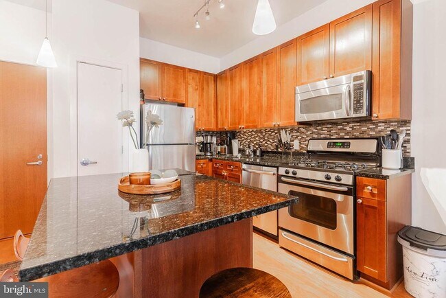 Photo - 2120 Vermont Ave NW Unit 312