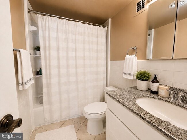 Photo - 224 W Rittenhouse Square Unit 1409